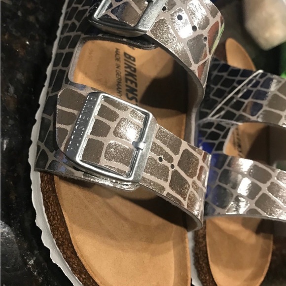 Birkenstock Brand new metallic silver - Picture 7 of 9